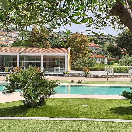 1 Bedroom Stunning In Casa de Férias