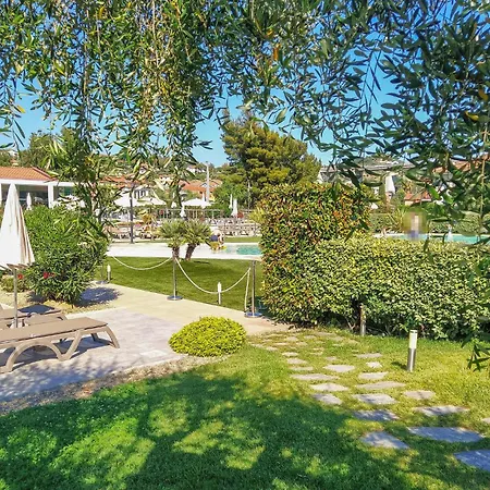 1 Bedroom Stunning In Imperia
