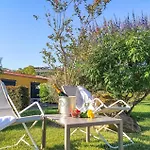 1 Bedroom Stunning In Casa vacanze