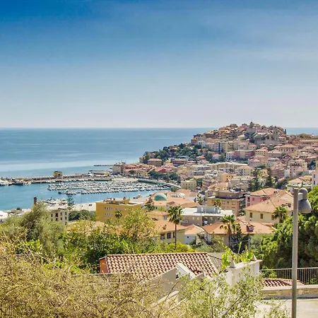 1 Bedroom Stunning In Imperia