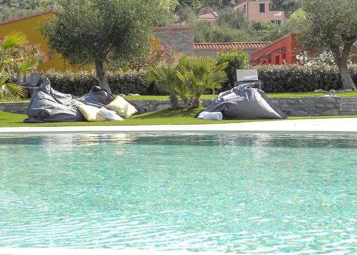 1 Bedroom Stunning In Imperia
